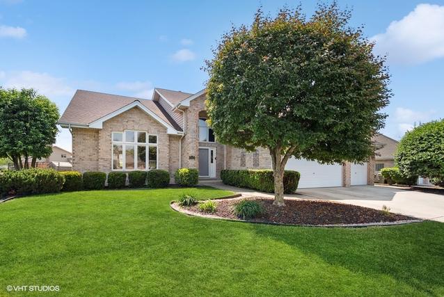 19401 Edgebrook Ln., Tinley Park, IL 60487
