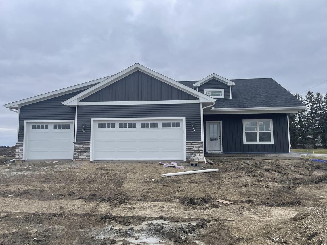 1501 Hillshire Dr., Urbana, IL 61802