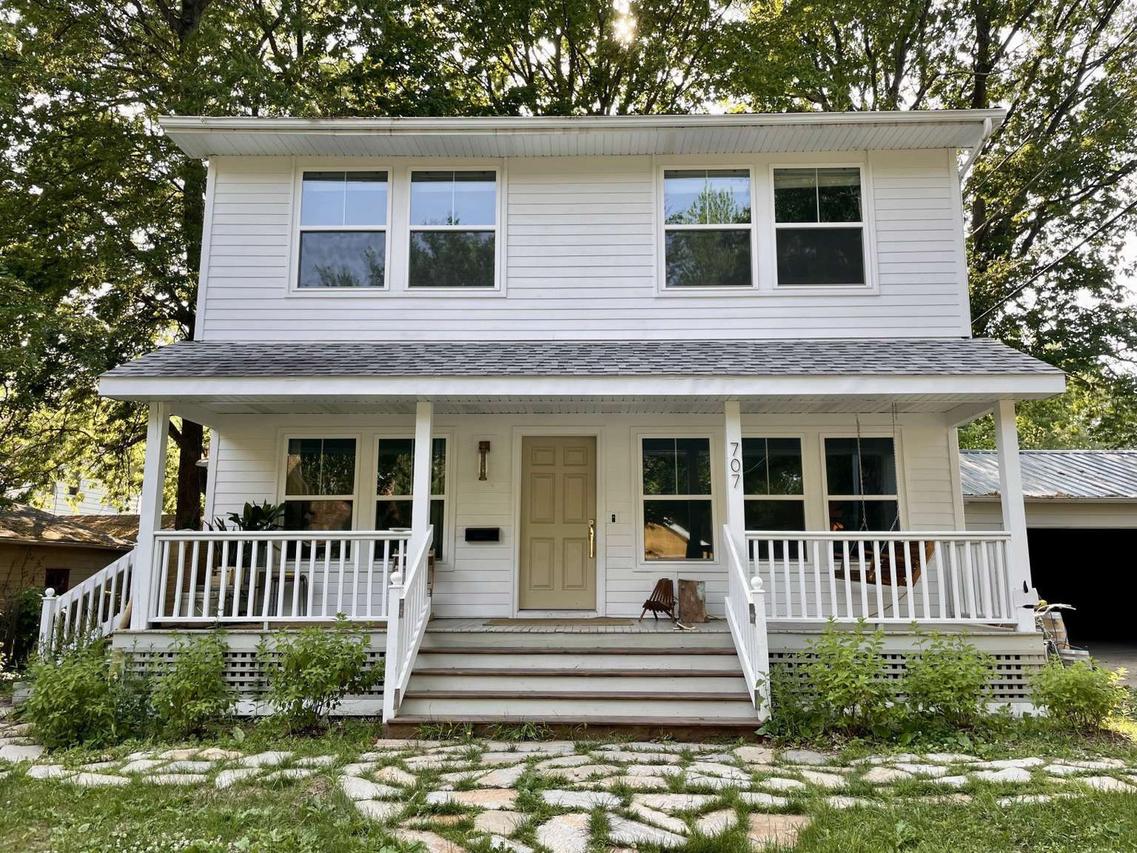 707 S Birch St., Urbana, IL 61801