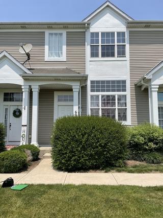602 Silver Leaf Dr., Joliet, IL 60431