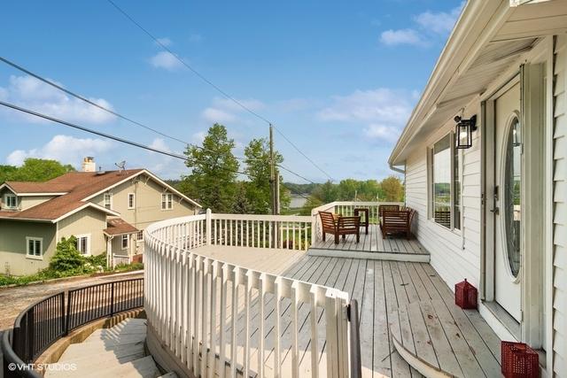 23365 N Hillside Rd., Barrington, IL 60010
