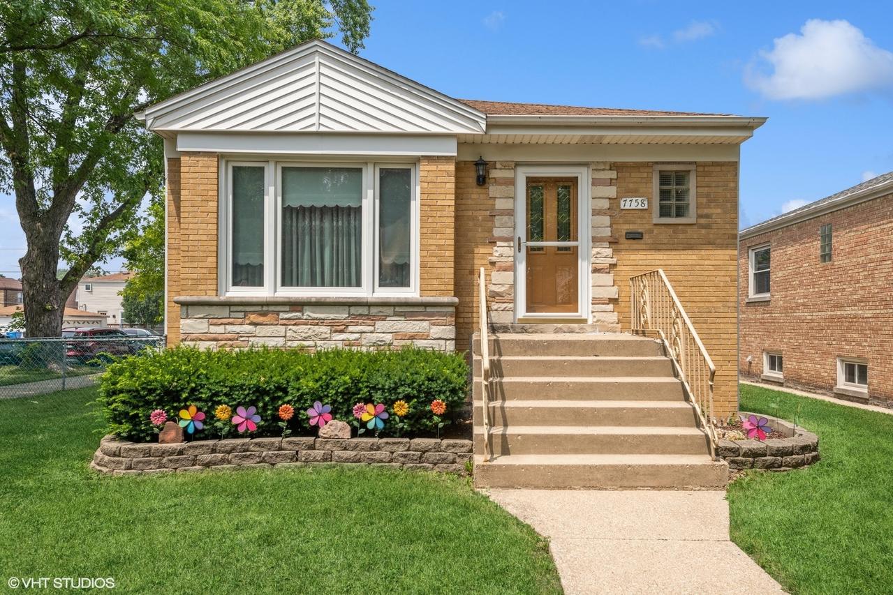 7758 W Balmoral Ave., Chicago, IL 60656