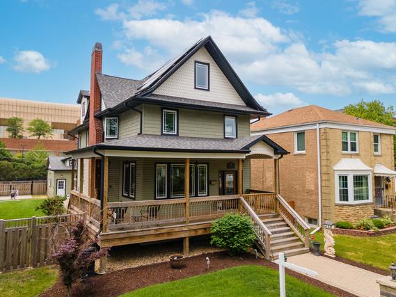 3306 Wesley Ave., Berwyn, IL 60402