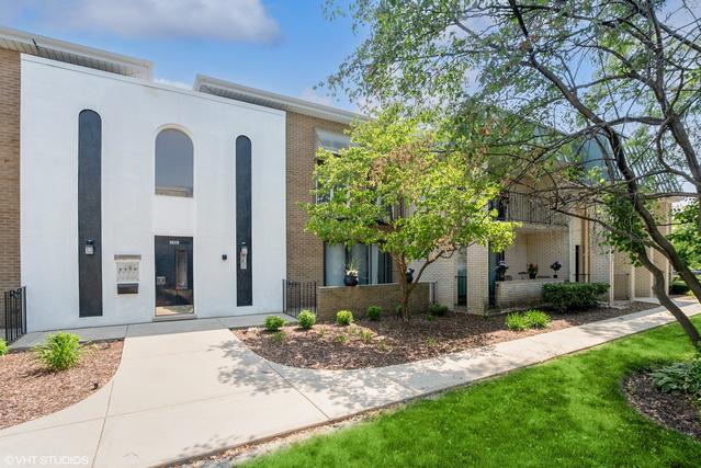9815 S Keeler Ave. #2D, Oak Lawn, IL 60453
