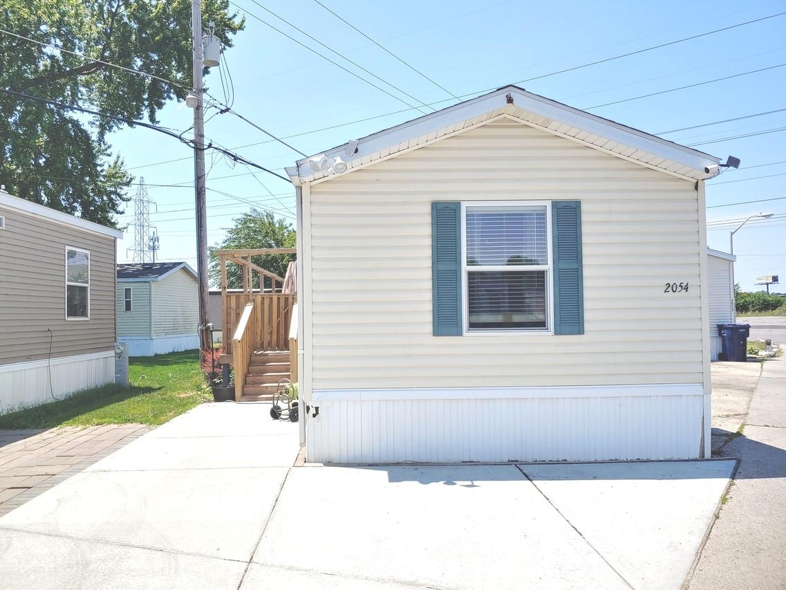 8800 S Harlem Ave. #2054, Bridgeview, IL 60455