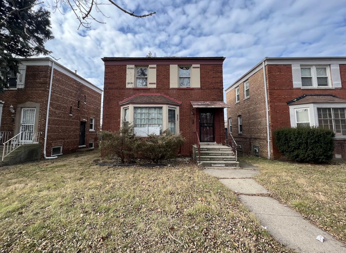 8744 S Lowe Ave., Chicago, IL 60620