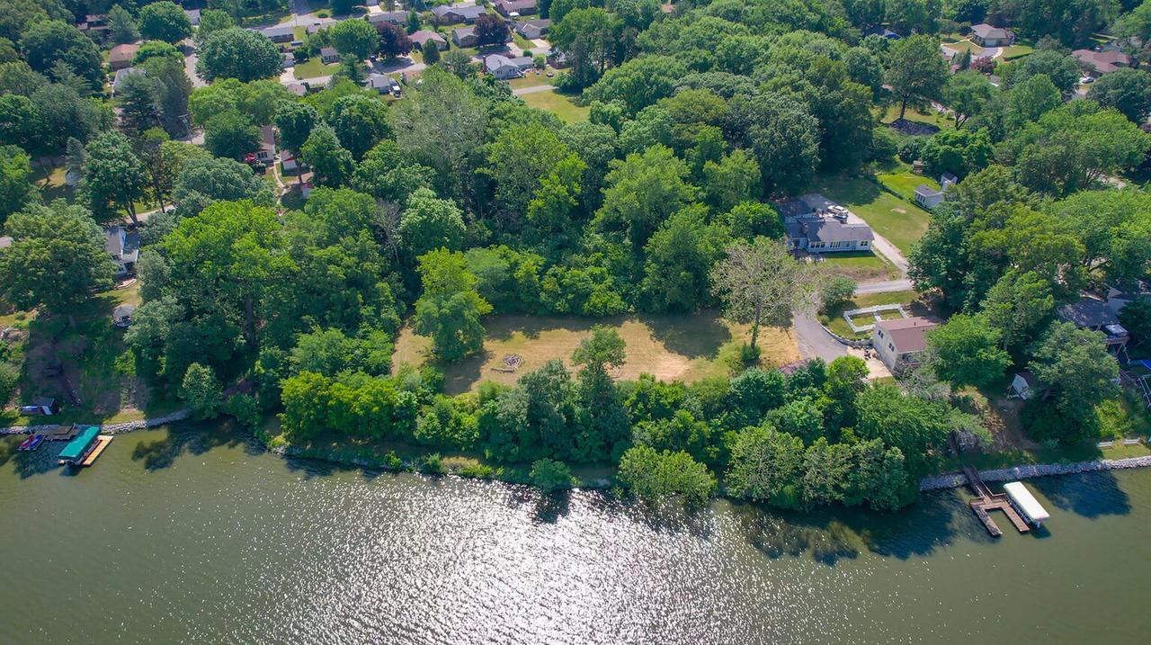2 Bloxom Dr., Danville, IL 61832