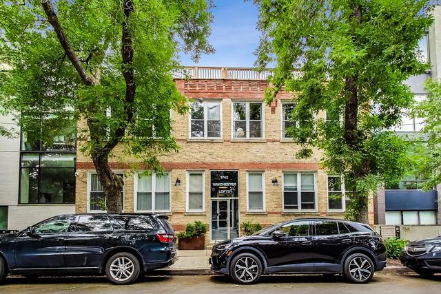 New Homes with a Master Bedroom on the 1st Floor in Wicker Park: June 10th to June 16th
