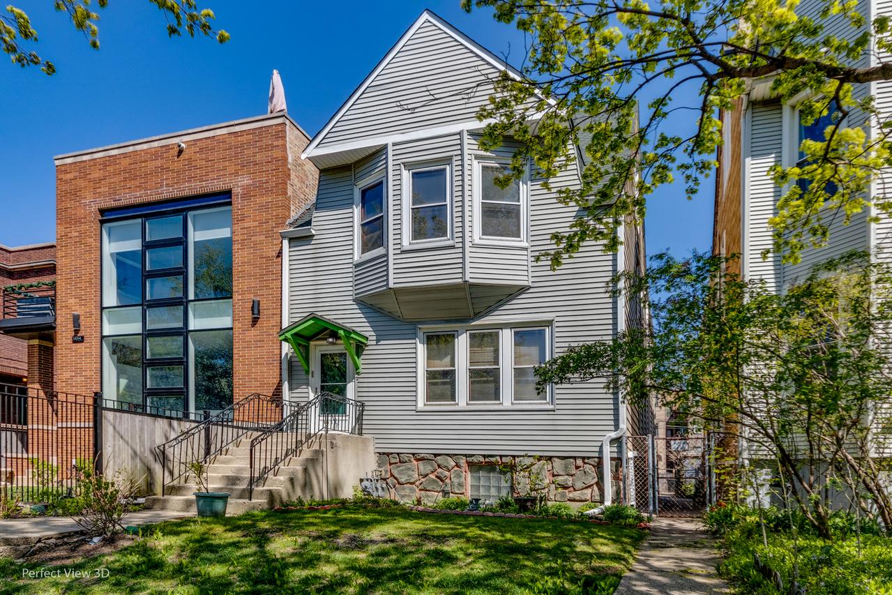 1452 W Belle Plaine Ave., Chicago, IL 60613