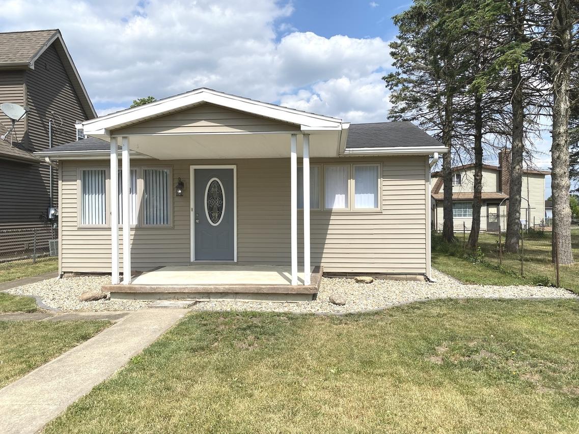 190 N Jackson Ave., Bradley, IL 60915
