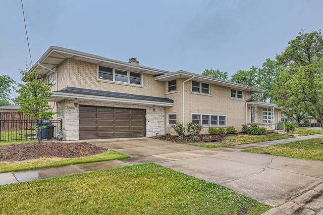 10820 S Tripp Ave., Oak Lawn, IL 60453