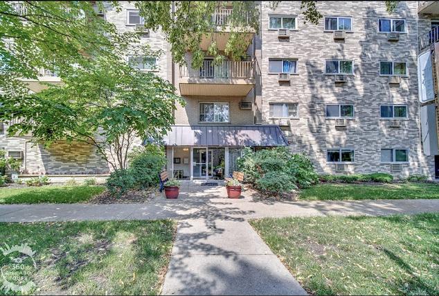 New Homes with a Master Bedroom on the 1st Floor in Forest Park: June 10th to June 16th