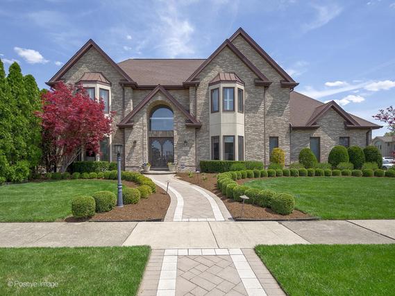 1320 Hallberg Ln., Park Ridge, IL 60068