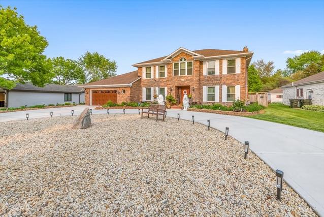 609 Rosedale Ave., Roselle, IL 60172