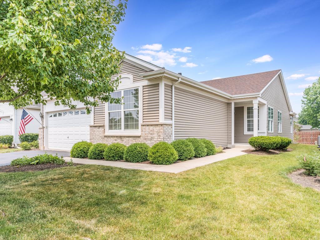21134 Eugene Siegel Ct., Crest Hill, IL 60403