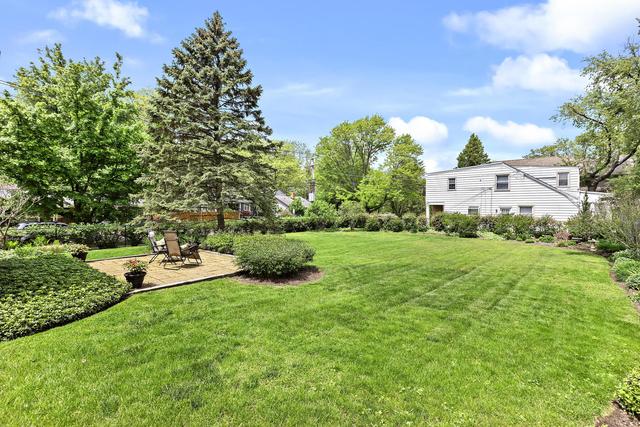 1724 Grove St., Glenview, IL 60025