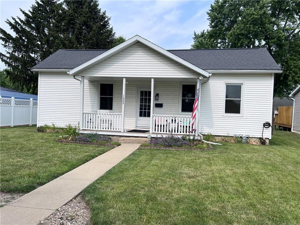 1022 N Walnut St., Shelbyville, IL 62565
