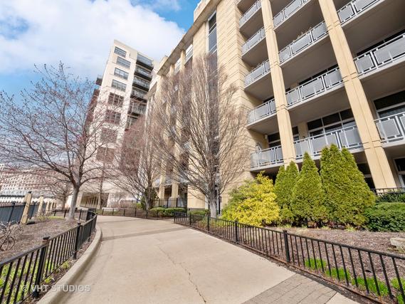 720 N Larrabee St. #503, Chicago, IL 60654