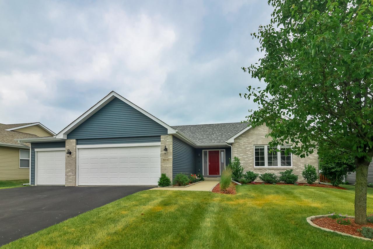 9393 Emerson Pkwy., Machesney Park, IL 61115