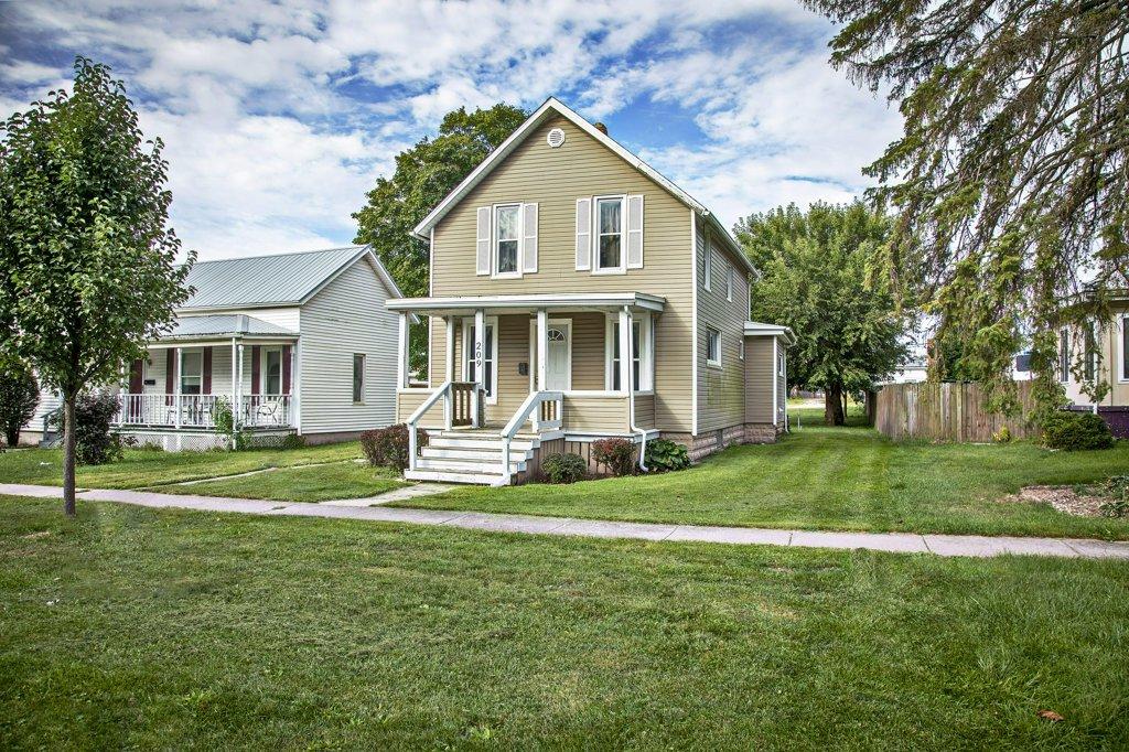 209 N Church St., Gibson City, IL 60936
