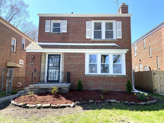 8240 S Yates Ave., Chicago, IL 60617