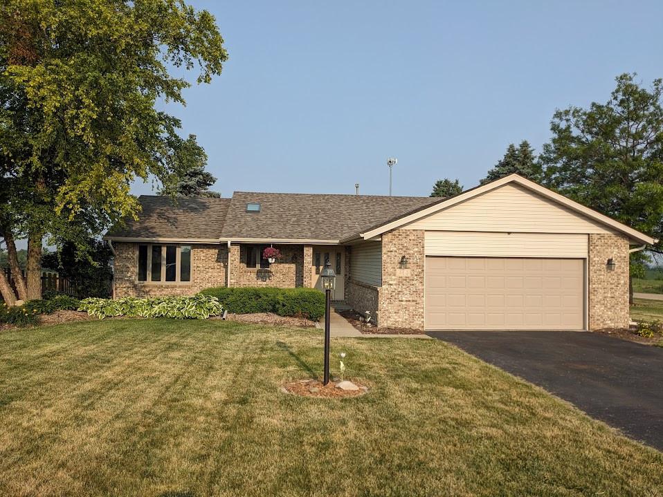 414 Heeren Dr., Winnebago, IL 61088