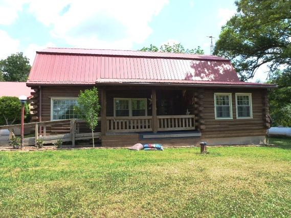 5190 Park Rd., Clinton, IL 61727