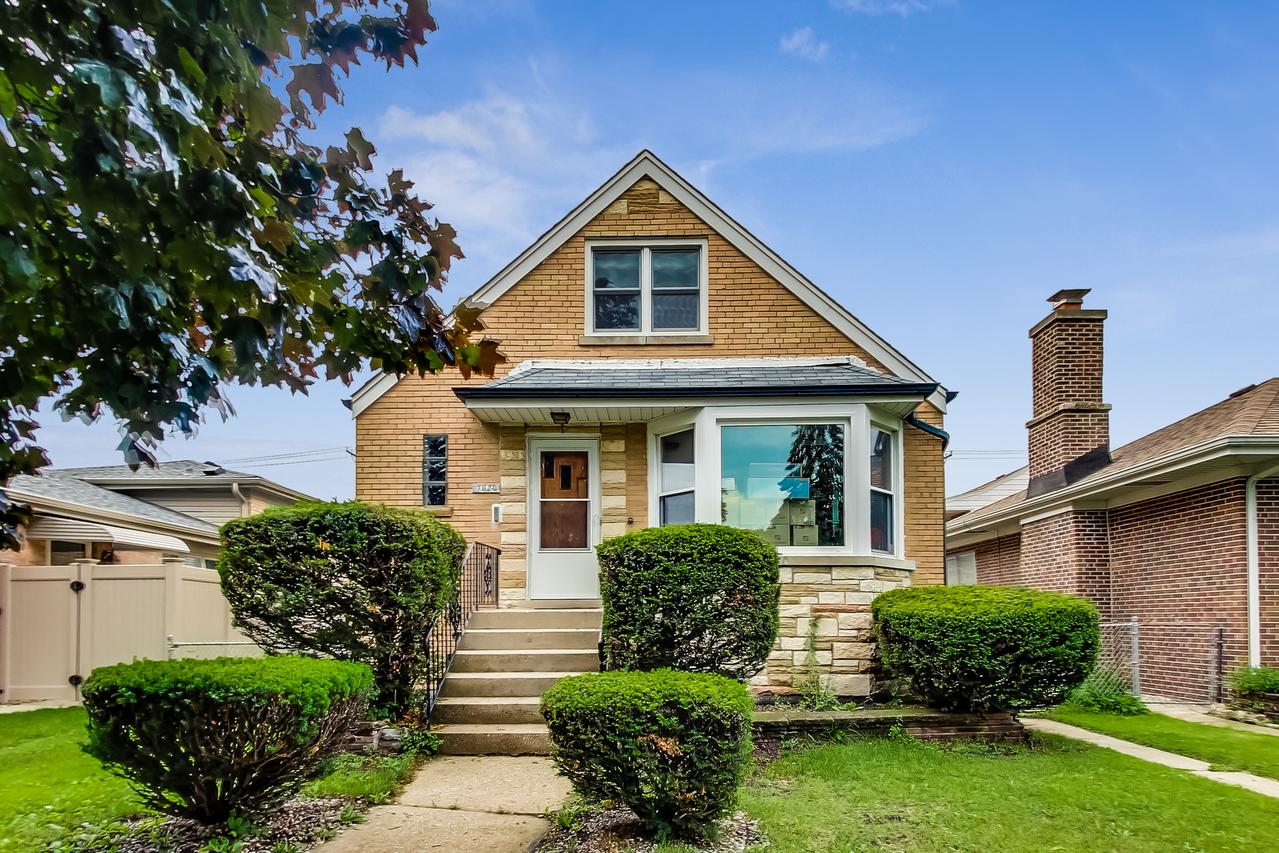 7620 W Gregory St., Chicago, IL 60656