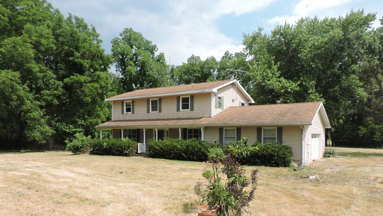 29800 N 1728 East Rd., Alvin, IL 61811