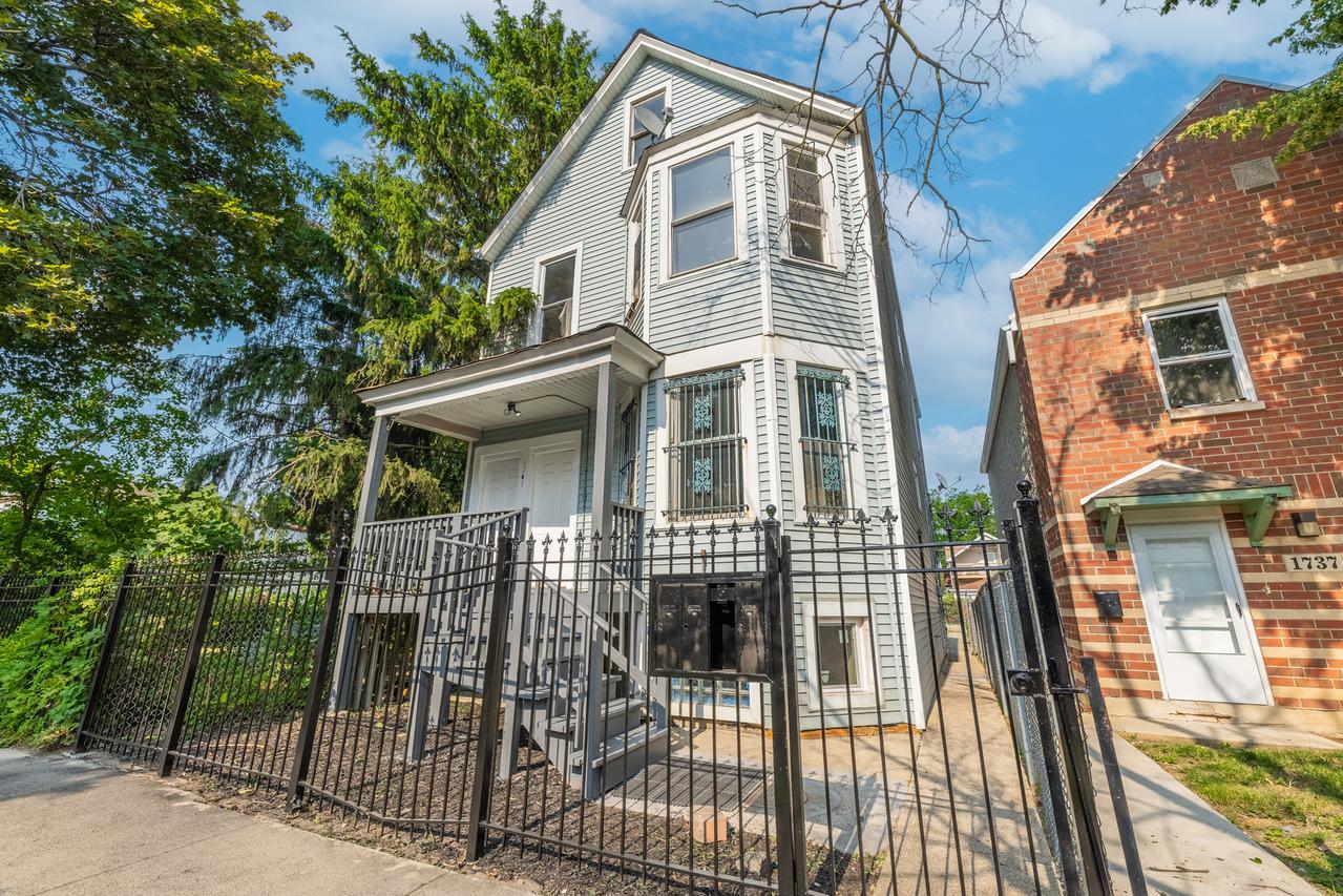 1741 N Kedvale Ave., Chicago, IL 60639