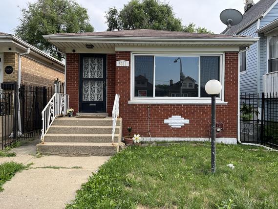 5011 W Saint Paul Ave., Chicago, IL 60639