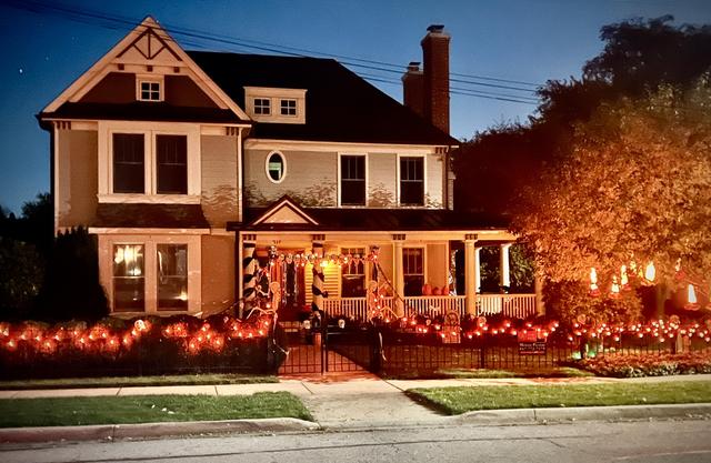 417 S Grove Ave., Barrington, IL 60010