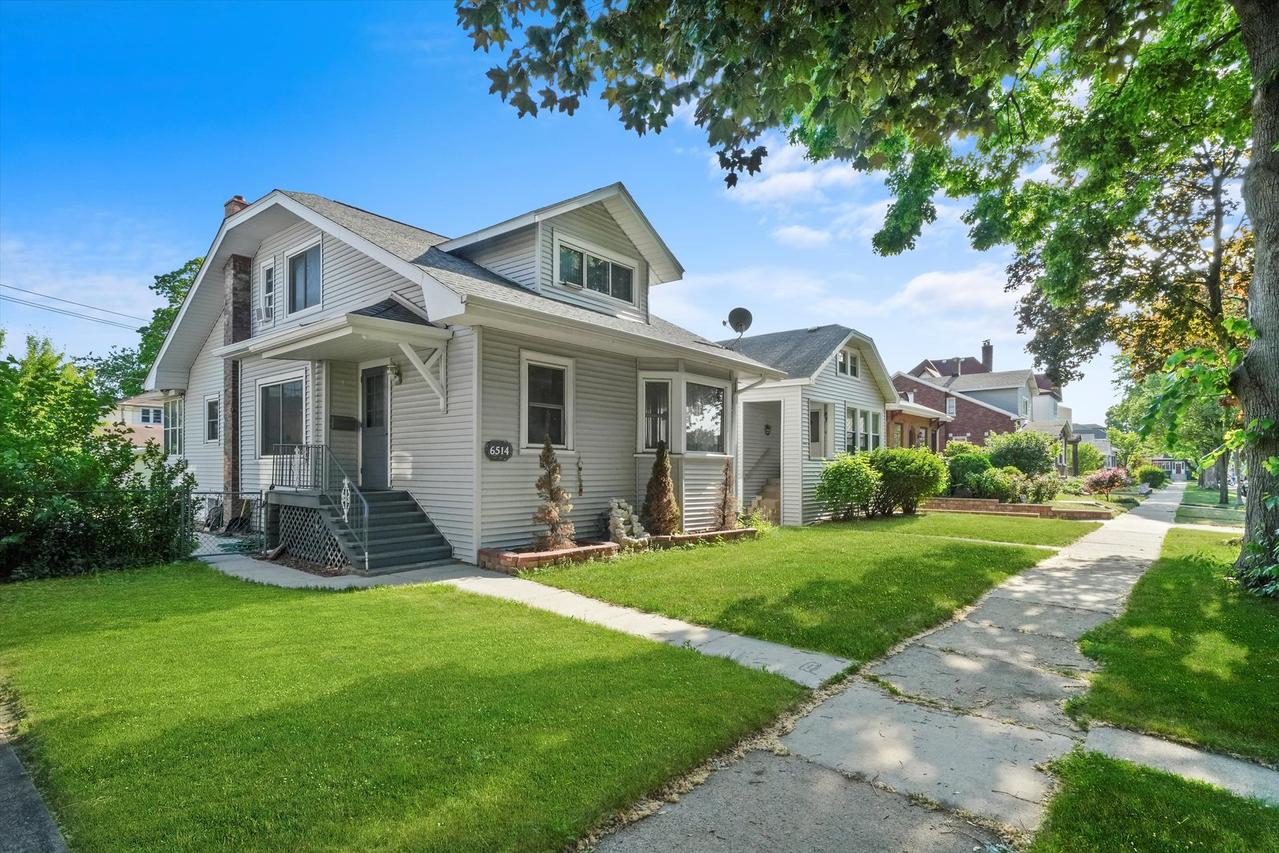 6514 Sinclair Ave., Berwyn, IL 60402