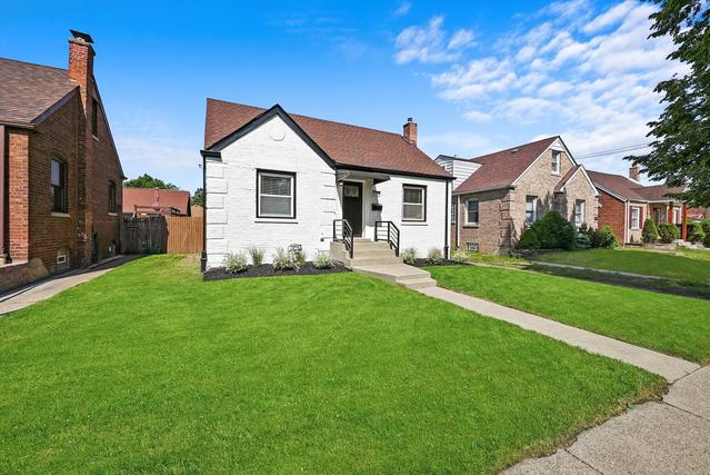 11220 S Avenue M, Chicago, IL 60617