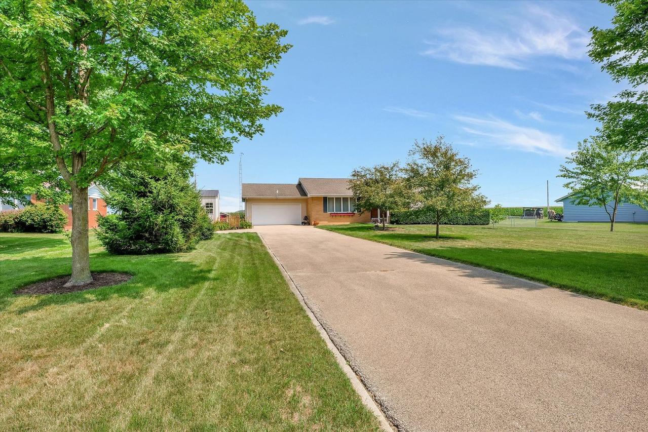 1964 County Road 3000, Rantoul, IL 61866