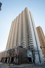 6033 N Sheridan Rd. #4M, Chicago, IL 60660