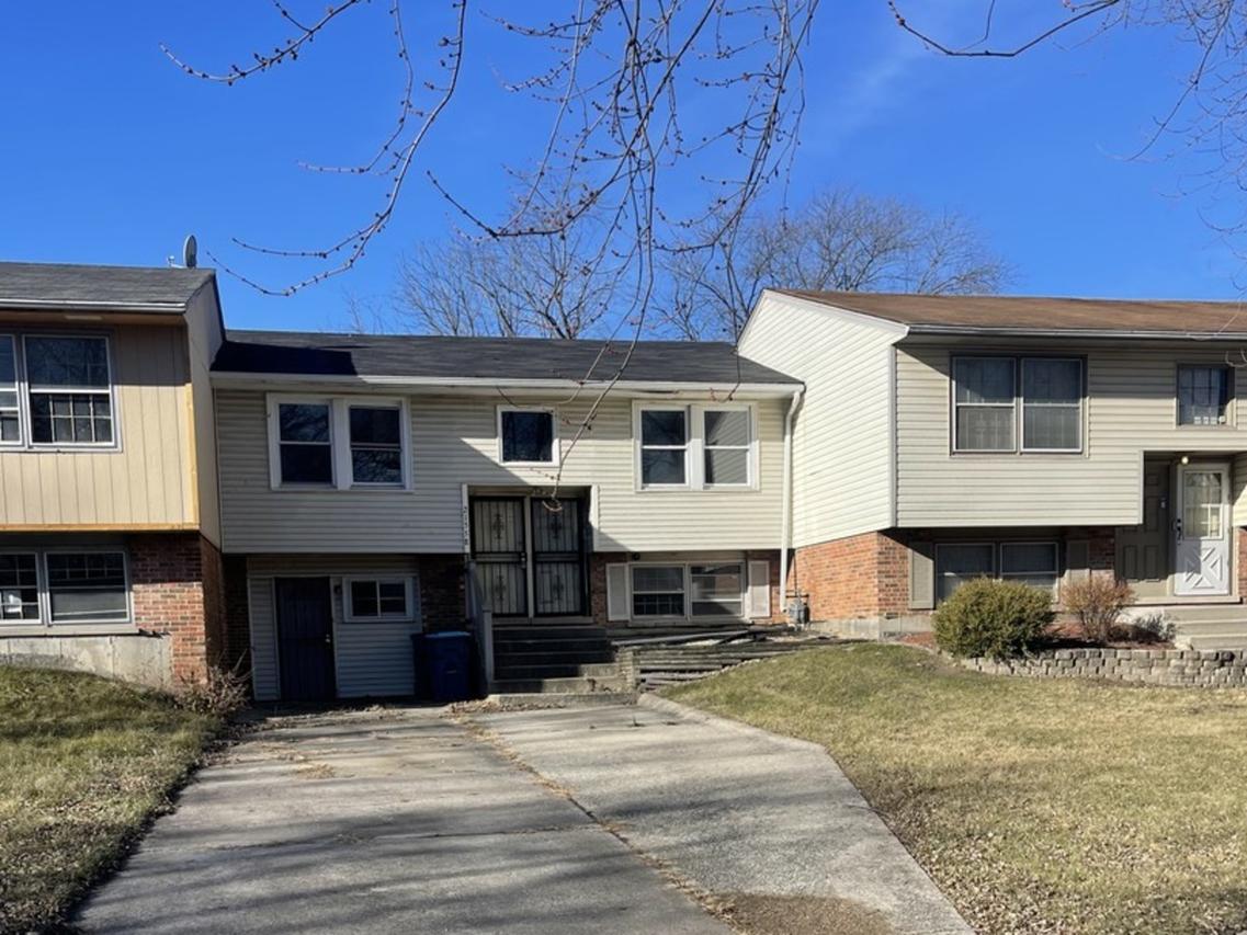 21558 Peterson Ave., Sauk Village, IL 60411