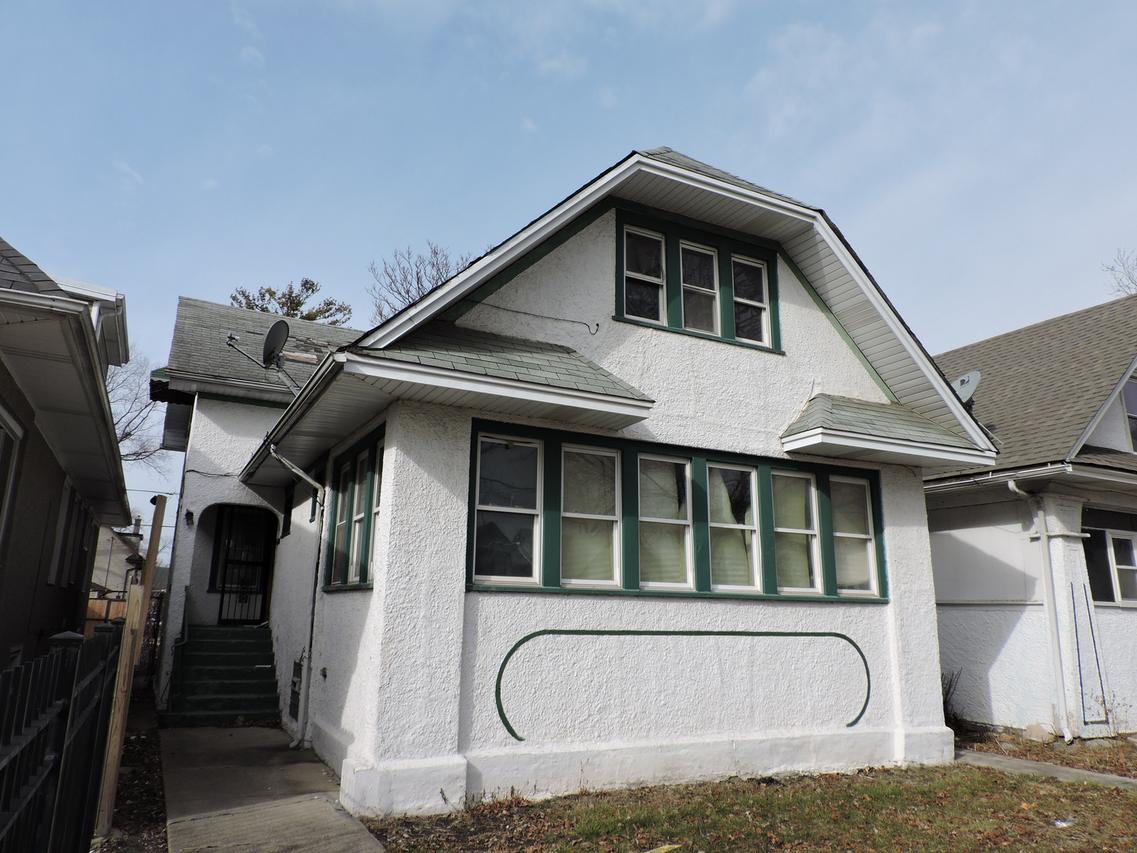 1050 N Lockwood Ave., Chicago, IL 60651