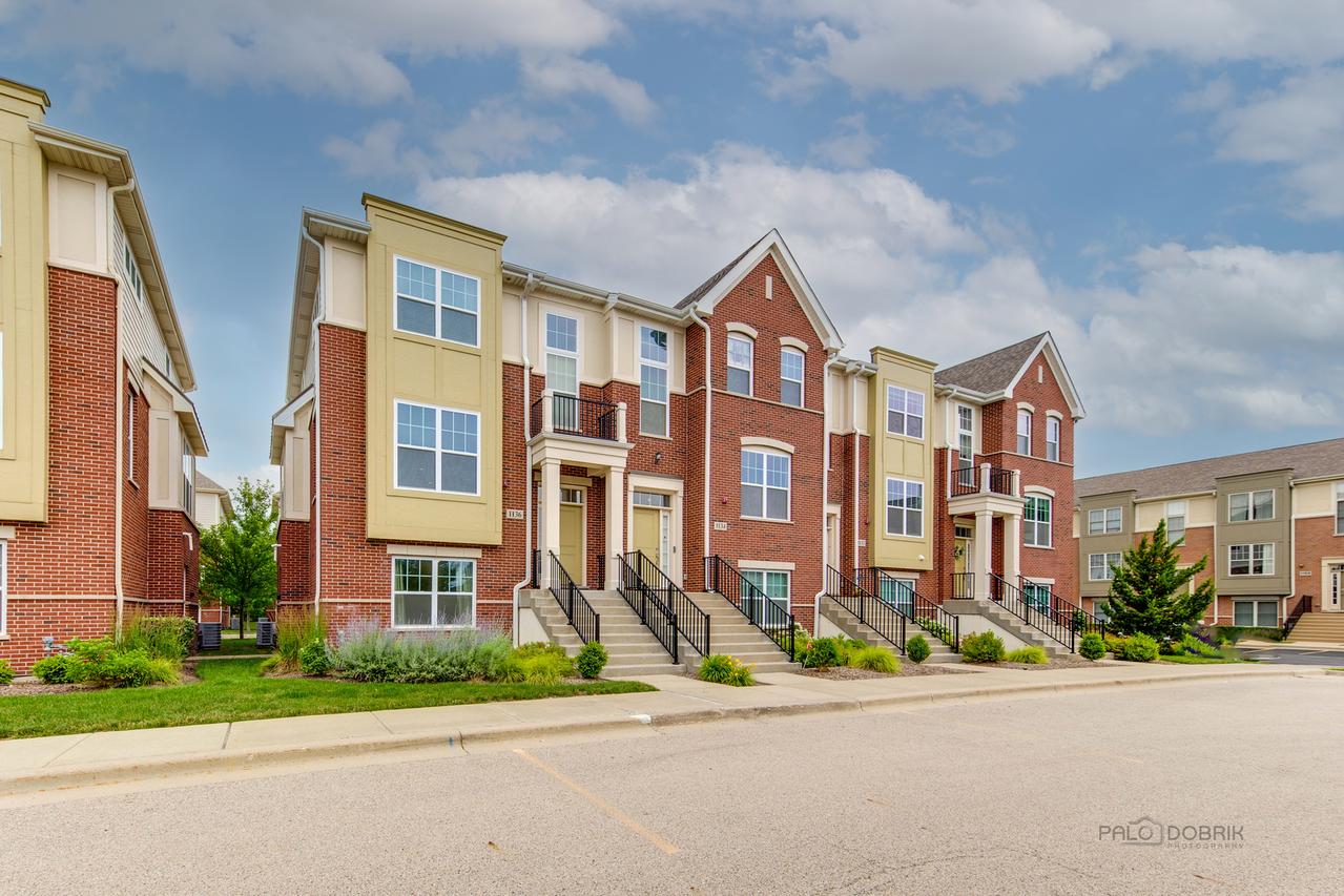 1136 Windward Ln., Vernon Hills, IL 60061
