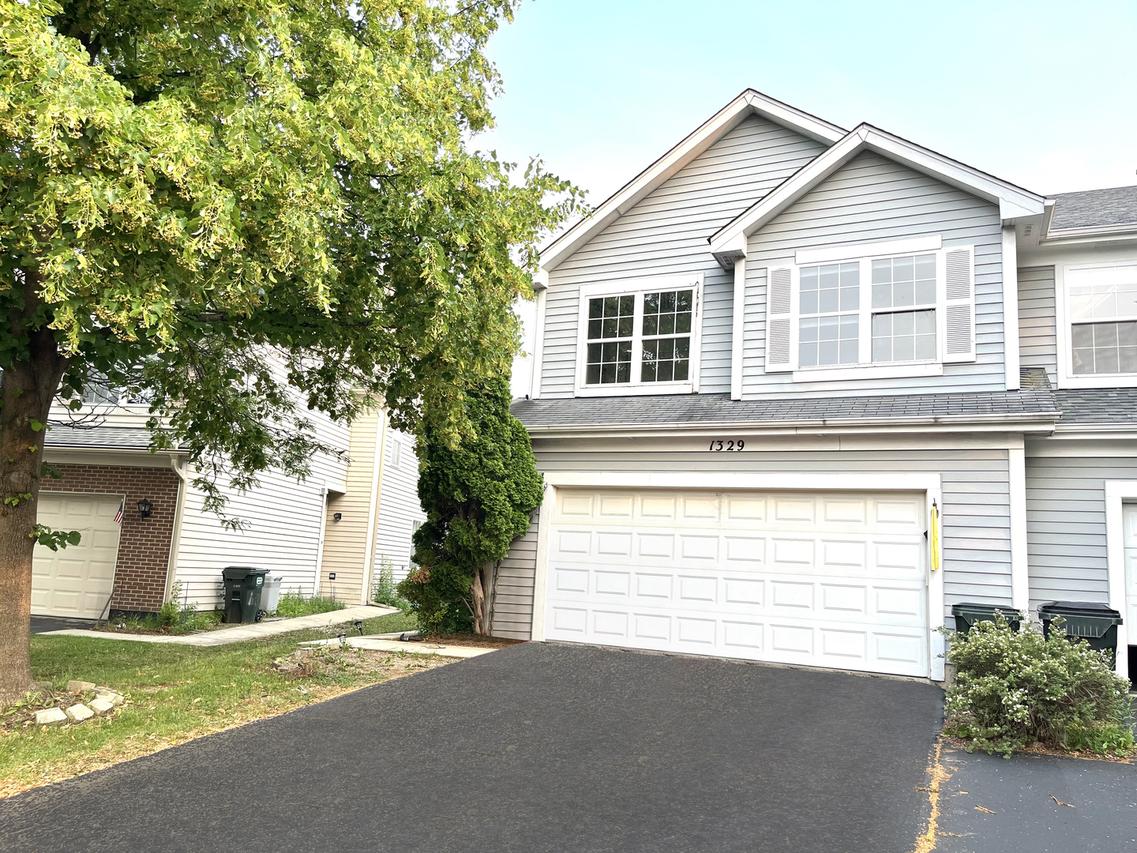1329 Newport St., Mundelein, IL 60060