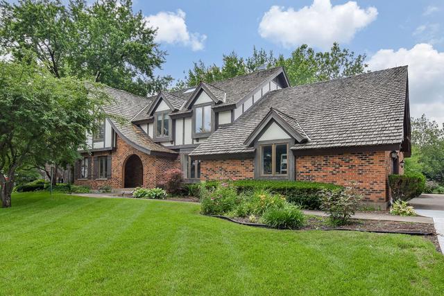 3 Buckingham Dr., Sugar Grove, IL 60554