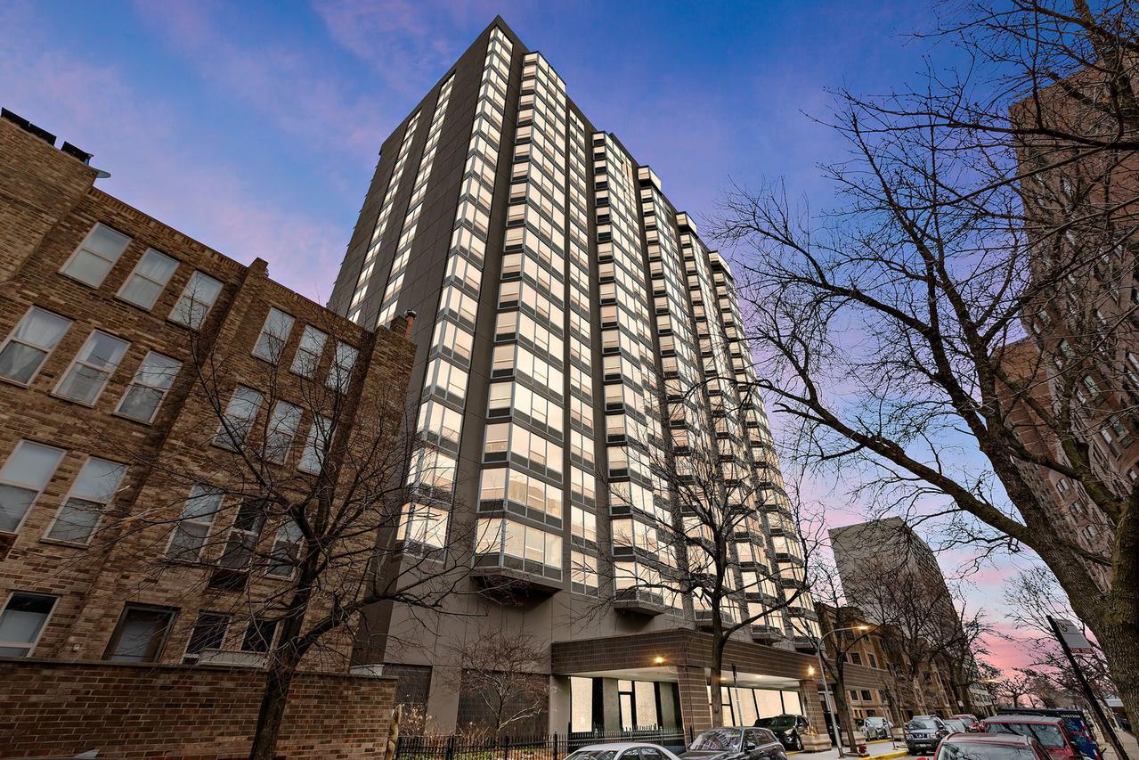 720 W Gordon Ter. #12L, Chicago, IL 60613