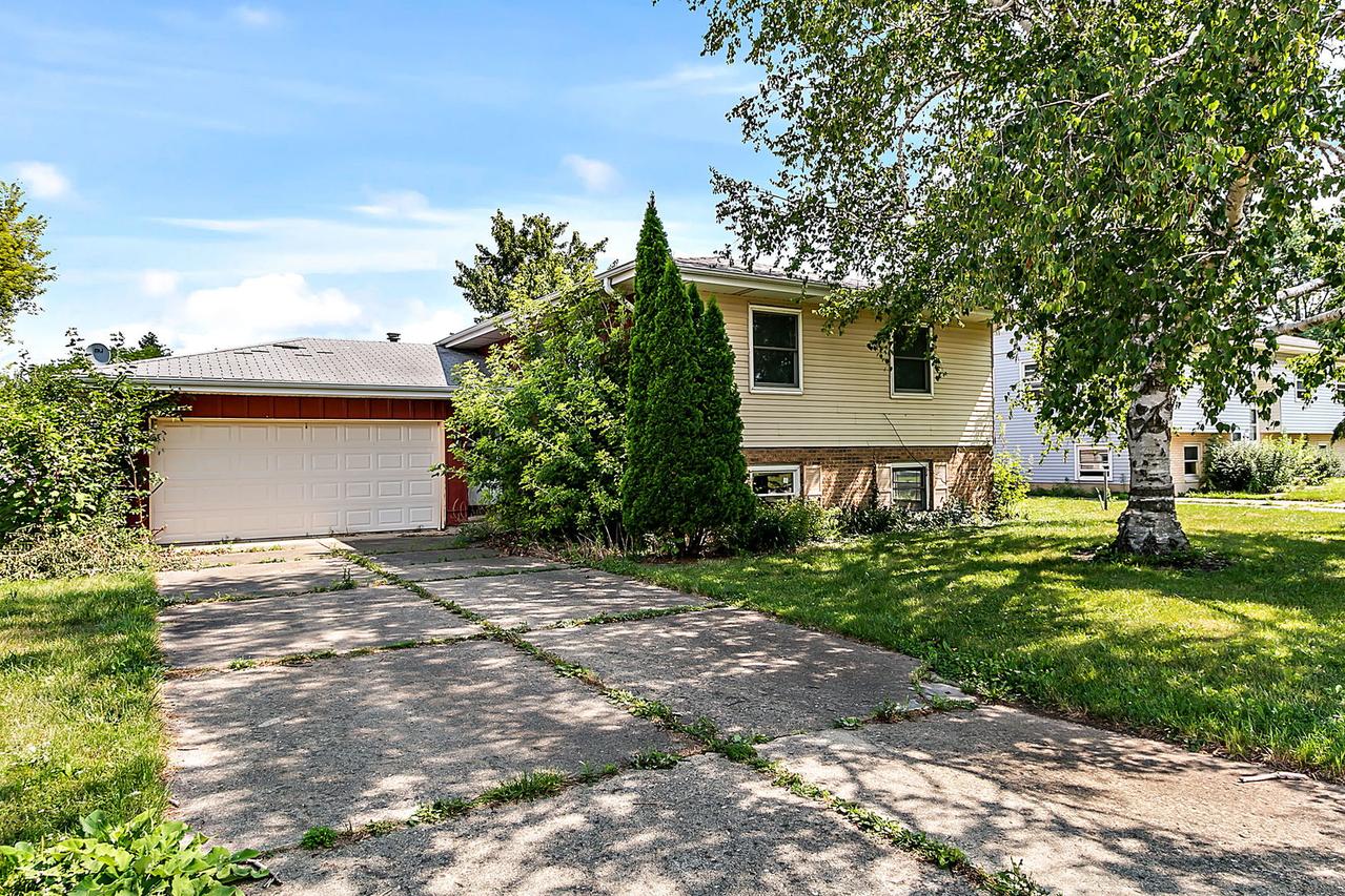431 Georjean Ct., Sycamore, IL 60178