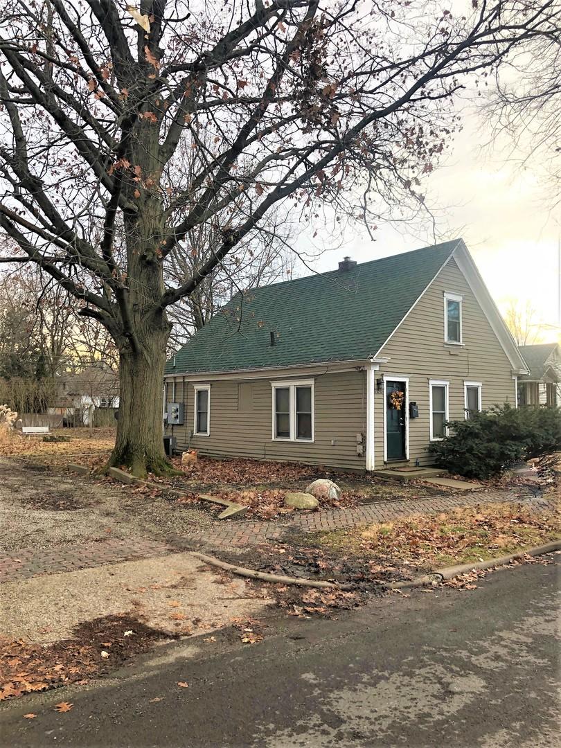 705 E California Ave., Urbana, IL 61801