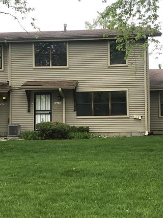 19151 Pine Dr., Country Club Hills, IL 60478