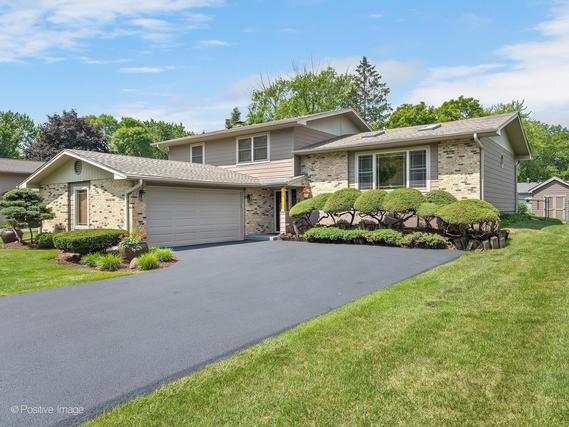 6630 Saratoga Ave., Downers Grove, IL 60516