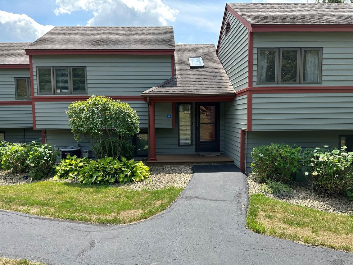 19 Spring Creek Ln., Galena, IL 61036