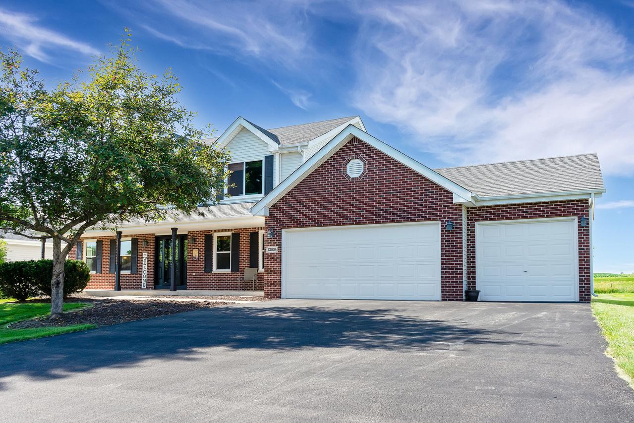 13004 Springhill Dr., Winnebago, IL 61088