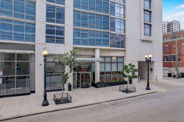 100 E 14th St. #1105, Chicago, IL 60605