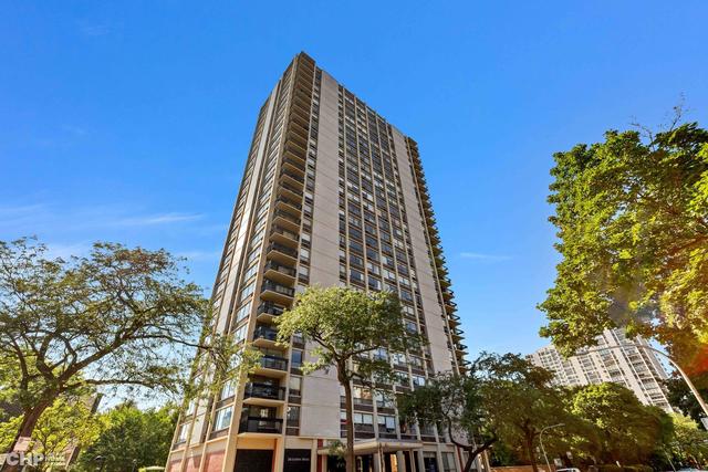 1355 N Sandburg Ter. #2302D, Chicago, IL 60610